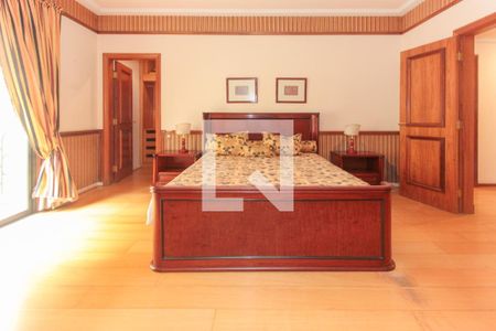 Apartamento à venda com 390m², 4 quartos e 5 vagas Apartamento à venda com 390m², 4 quartos e 5 vagasSuíte 4