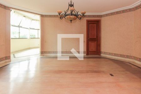 Apartamento à venda com 390m², 4 quartos e 5 vagas Apartamento à venda com 390m², 4 quartos e 5 vagasSala de jantar