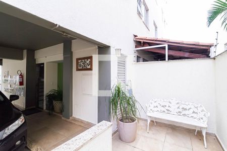 Apartamento para alugar com 60m², 2 quartos e 1 vagaEntrada