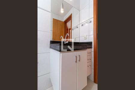 Apartamento para alugar com 60m², 2 quartos e 1 vagaBanheiro social