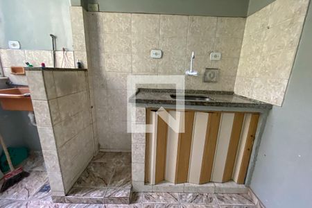 Apartamento para alugar com 50m², 2 quartos e 1 vaga Apartamento para alugar com 50m², 2 quartos e 1 vagaCozinha e Área de Serviço