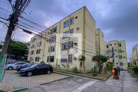 Apartamento para alugar com 50m², 2 quartos e 1 vaga Apartamento para alugar com 50m², 2 quartos e 1 vagaFachada