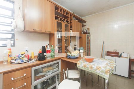 Casa à venda com 200m², 5 quartos e 4 vagas Casa à venda com 200m², 5 quartos e 4 vagasCOZINHA