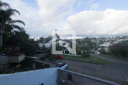 Casa à venda com 200m², 5 quartos e 4 vagas Casa à venda com 200m², 5 quartos e 4 vagasVARANDA