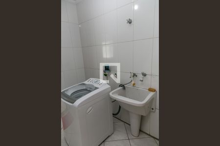 Casa à venda com 180m², 3 quartos e 2 vagasÁrea de Serviço