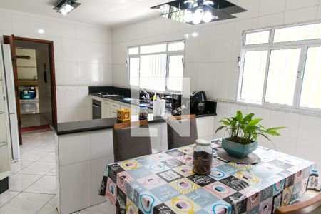 Casa à venda com 180m², 3 quartos e 2 vagasSala de Jantar 