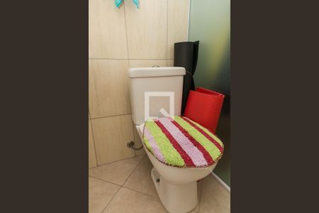 Casa à venda com 180m², 3 quartos e 2 vagasBanheiro da Suíte 2