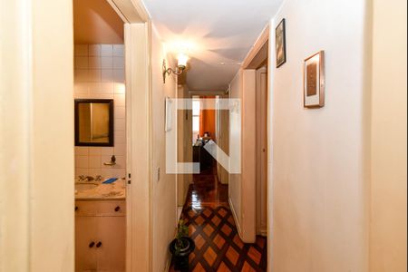 Apartamento à venda com 150m², 3 quartos e 1 vagaCorredor