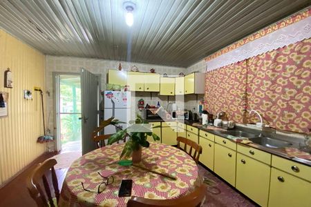 Casa à venda com 110m², 3 quartos e 2 vagasCozinha