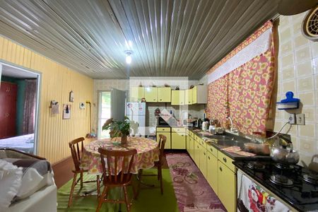 Casa à venda com 110m², 3 quartos e 2 vagasCozinha