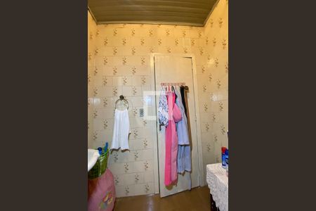 Casa à venda com 110m², 3 quartos e 2 vagasBanheiro