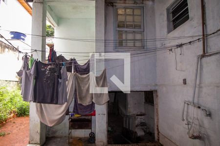 Casa à venda com 250m², 2 quartos e 1 vagaÁrea de Serviço