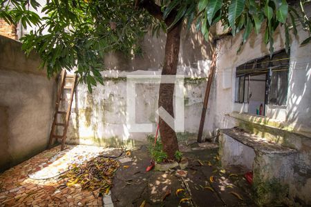 Casa à venda com 250m², 2 quartos e 1 vagaQuintal