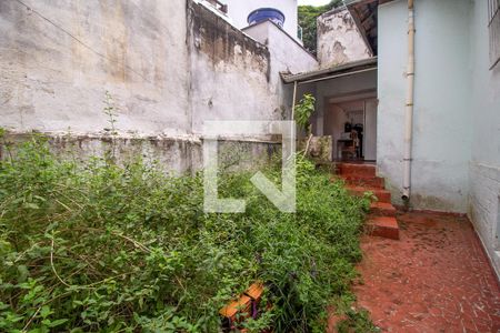 Casa à venda com 250m², 2 quartos e 1 vagaQuintal