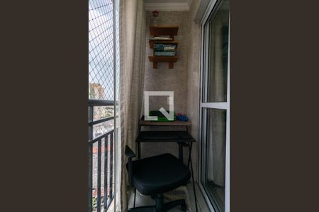 Varanda de apartamento à venda com 2 quartos, 55m² em Parque Maria Domitila, São Paulo