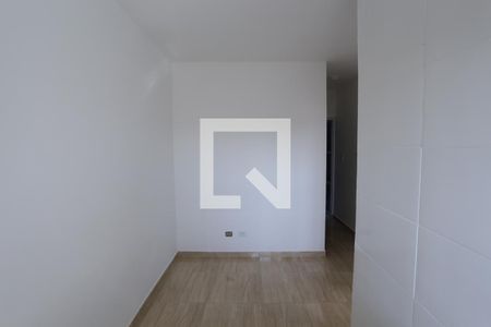 Sala de kitnet/studio para alugar com 1 quarto, 25m² em Parque Císperfa, São Paulo