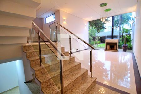 Sala de casa à venda com 4 quartos, 400m² em Vila Valparaiso, Santo André