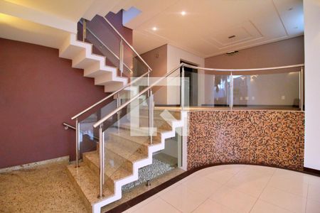 Sala de casa à venda com 4 quartos, 400m² em Vila Valparaiso, Santo André