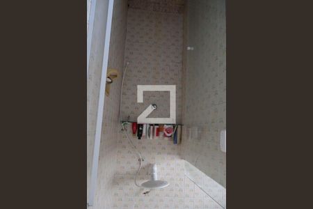 Casa à venda com 134m², 3 quartos e 2 vagasbanheiro corredor