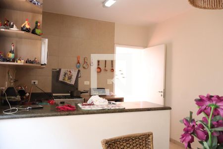 Casa à venda com 134m², 3 quartos e 2 vagascozinha