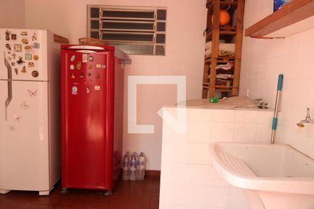 Casa à venda com 134m², 3 quartos e 2 vagasarea de serviço