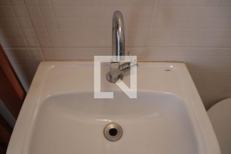 Casa à venda com 134m², 3 quartos e 2 vagasbanheiro suite 2