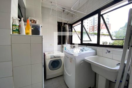 Apartamento à venda com 126m², 3 quartos e 2 vagasÁrea de Serviço