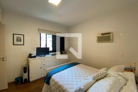 Apartamento à venda com 126m², 3 quartos e 2 vagasSuíte 1