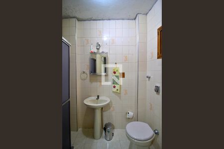 Apartamento para alugar com 66m², 2 quartos e sem vagaBanheiro