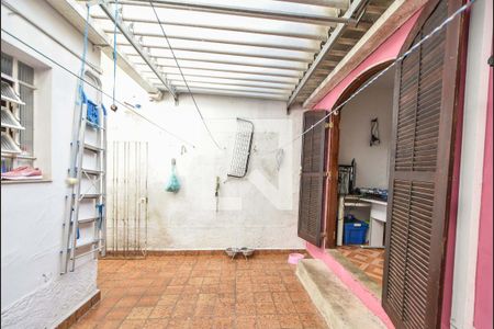 Casa à venda com 130m², 3 quartos e 2 vagasÁrea Externa