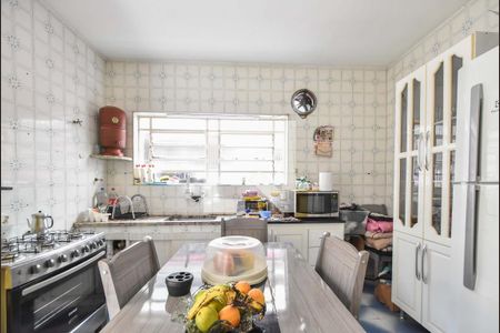 Casa à venda com 130m², 3 quartos e 2 vagasCozinha