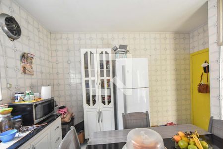 Casa à venda com 130m², 3 quartos e 2 vagasCozinha