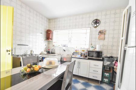 Casa à venda com 130m², 3 quartos e 2 vagasCozinha