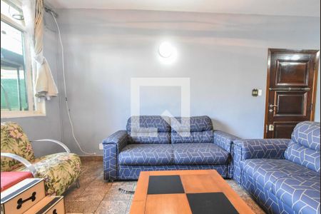 Sala de casa à venda com 3 quartos, 130m² em Jardim Aeroporto, São Paulo