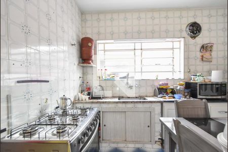 Casa à venda com 130m², 3 quartos e 2 vagasCozinha