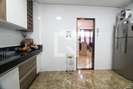 Apartamento à venda com 3 quartos, 200m² em Planalto, Belo Horizonte