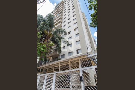 Apartamento para alugar com 100m², 3 quartos e 2 vagas Apartamento para alugar com 100m², 3 quartos e 2 vagasFachada