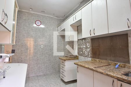 Casa à venda com 200m², 2 quartos e 3 vagas Casa à venda com 200m², 2 quartos e 3 vagasCozinha