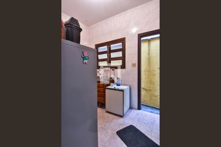 Casa à venda com 200m², 2 quartos e 3 vagas Casa à venda com 200m², 2 quartos e 3 vagasCozinha