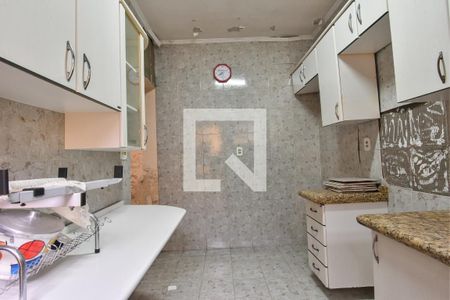 Casa à venda com 200m², 2 quartos e 3 vagas Casa à venda com 200m², 2 quartos e 3 vagasCozinha