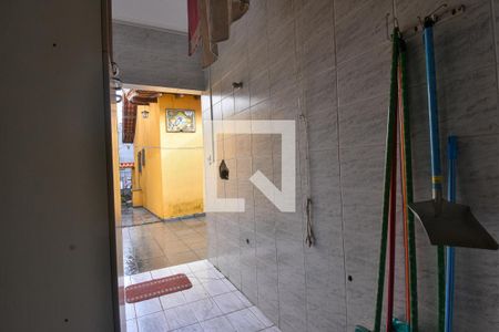 Casa à venda com 200m², 2 quartos e 3 vagas Casa à venda com 200m², 2 quartos e 3 vagasÁrea de Serviço