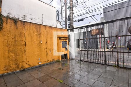 Casa à venda com 200m², 2 quartos e 3 vagas Casa à venda com 200m², 2 quartos e 3 vagasGaragem