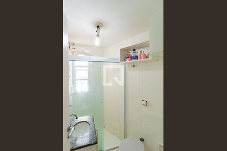 Banheiro Social de apartamento à venda com 2 quartos, 54m² em Vila Clementino, São Paulo