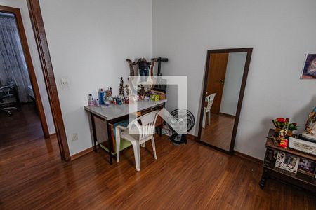 Apartamento à venda com 259m², 4 quartos e 4 vagas Apartamento à venda com 259m², 4 quartos e 4 vagasQuarto 3