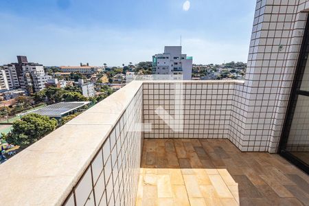 Apartamento à venda com 259m², 4 quartos e 4 vagas Apartamento à venda com 259m², 4 quartos e 4 vagasVaranda