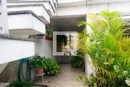 Casa à venda com 306m², 3 quartos e 5 vagasFrente da Casa