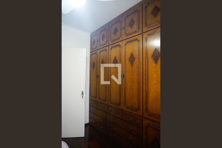 Casa à venda com 306m², 3 quartos e 5 vagasQuarto 2