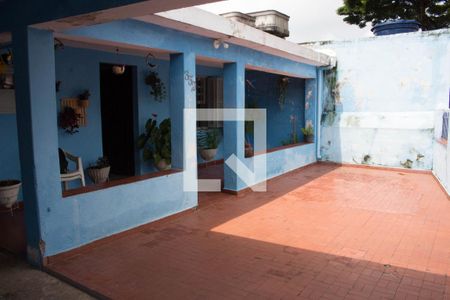 Casa à venda com 674m², 3 quartos e 2 vagasQuintal 