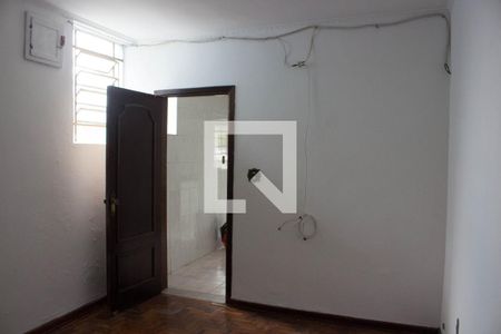 Casa à venda com 674m², 3 quartos e 2 vagasCasa 4