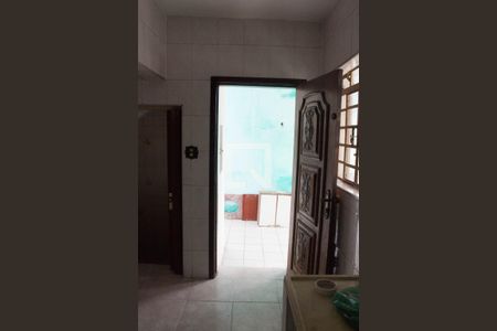 Casa à venda com 674m², 3 quartos e 2 vagasCozinha